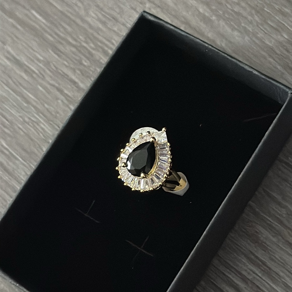 Lab created Pear Black Onyx Halo Ring - Picture 8 of 12